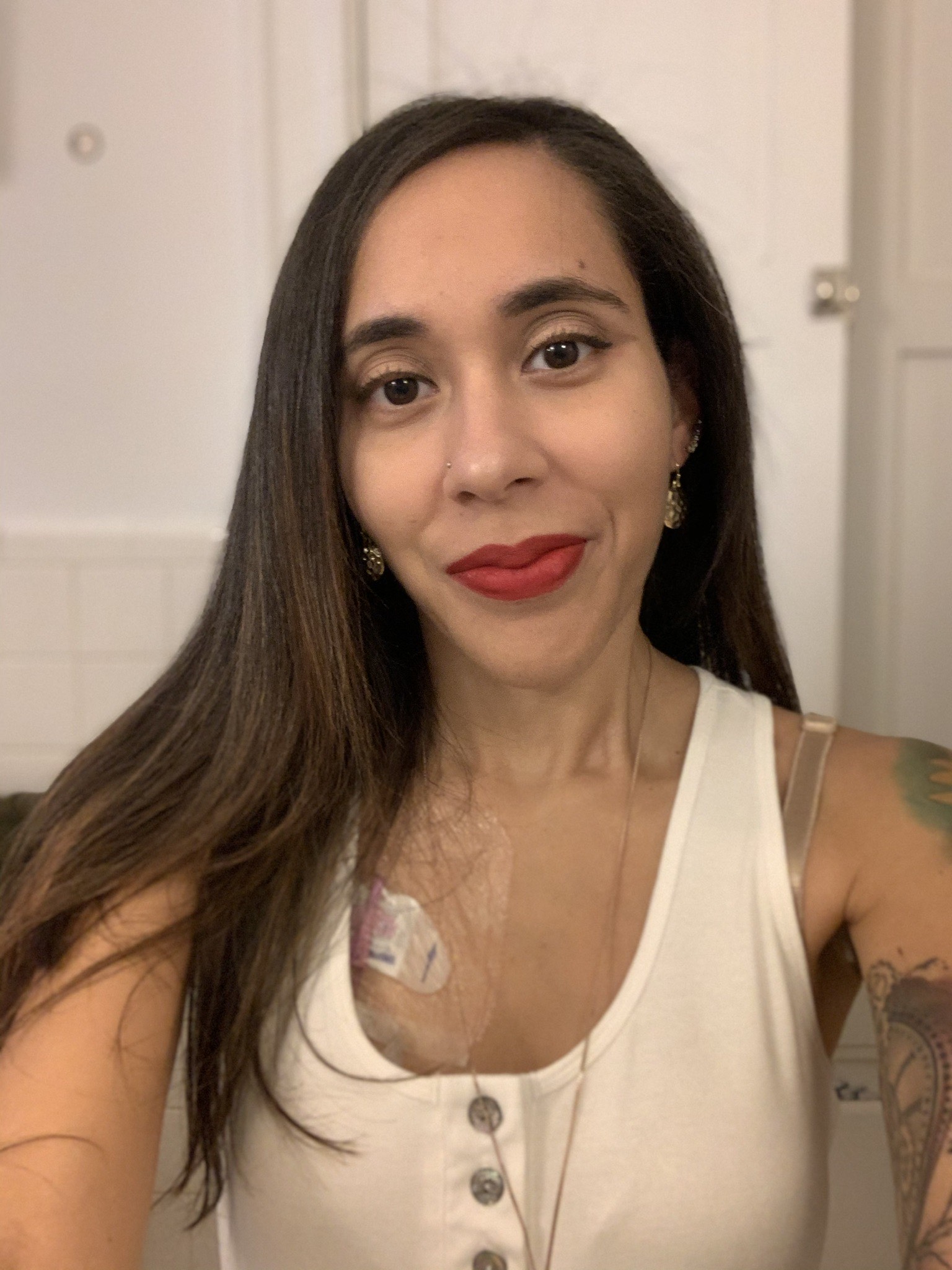 Mom, Model, and Ostomate Seeing Life Through the Lens of IBD lights camera crohn's